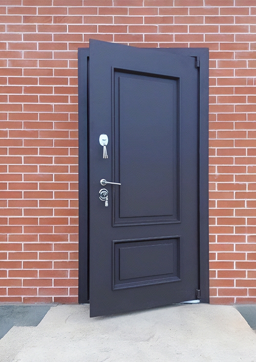 Дверь с металлобагетом