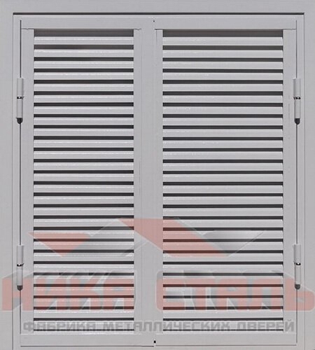 Двустворчатые ставни-жалюзи на окно