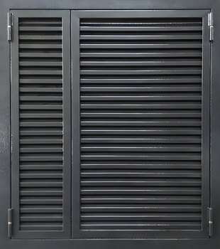 Двустворчатые ставни-жалюзи на окно Двустворчатые ставни-жалюзи на окно