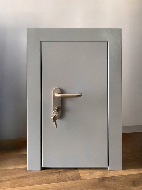 Небольшой огнестойкий люк Небольшой огнестойкий люк